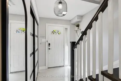 4101 Westminster Place 45, Mississauga, On L4w 4x4