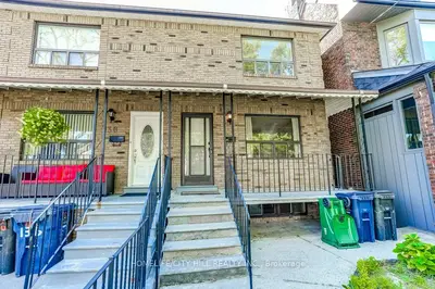 136a Caledonia Road, Toronto, On M6e 4s7