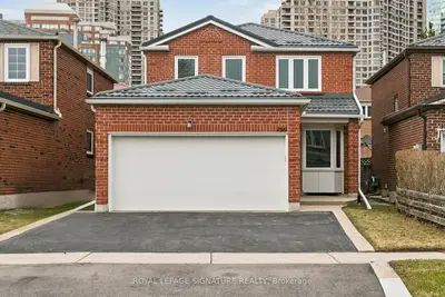 156 Macedonia Crescent, Mississauga, On L5b 3j5