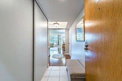 310 Mill Street S 402, Brampton, On L6y 3b1
