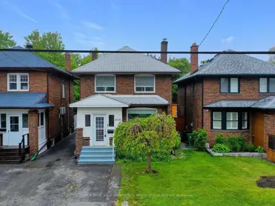 2518 Lake Shore Boulevard 2nd Floor Room, Toronto, On M8v 1e1