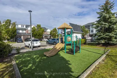 6830 Meadowvale Town Centre Circle 65, Mississauga, On L5n 7t5