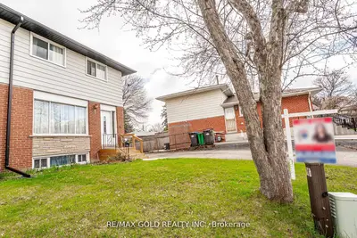 9 Mordon Court, Brampton, On L6v 2b5