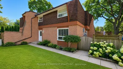 661 Francis Road 4, Burlington, On L7t 3x6