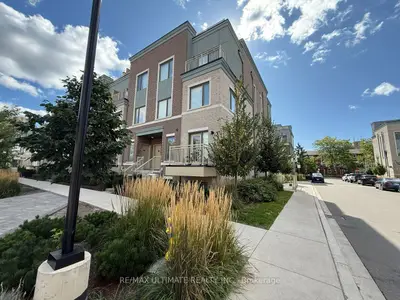 15 William Jackson Way 32, Toronto, On M8v 0j8