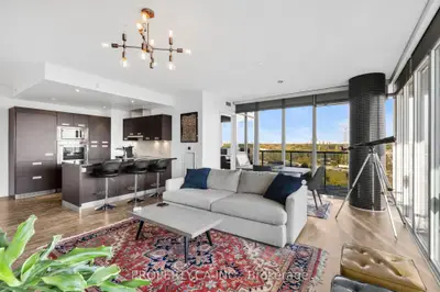 90 Park Lawn Road 1211, Toronto, On M8y 0b6