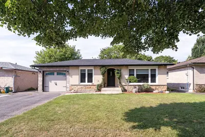 96 Macdonald Crescent, Milton, On L9t 2y8