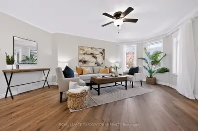 16 Harrop Avenue, Halton Hills, On L7g 5r2