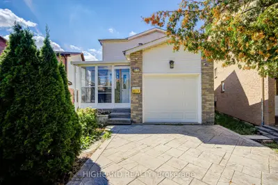 4066 Wycliffe Way, Mississauga, On L5c 3s1