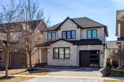 5940 Blue Spruce Avenue, Burlington, On L7l 6t2