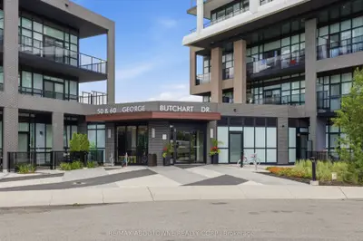 50 George Butchart Drive 814, Toronto, On M3k 0c9