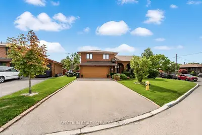 16 Burin Court, Toronto, On M9c 4y3