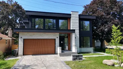 1349 Melton Drive, Mississauga, On L4y 1l6