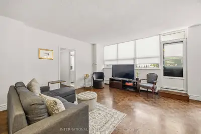 151 La Rose Avenue E 101, Toronto, On M9p 1b3