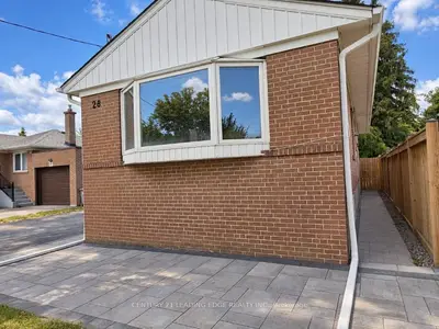 28 Eringate Drive Lower Level, Toronto, On M9c 3y7