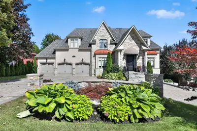 2513 Sharon Crescent, Mississauga, On L5c 1y9