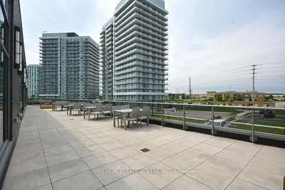 4699 Glen Erin Drive Ph 03, Mississauga, On L4m 2e5