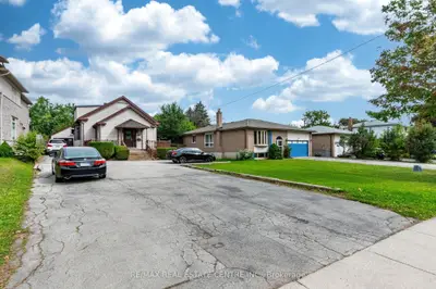 1423 Sixth Line, Oakville, On L6h 1x6