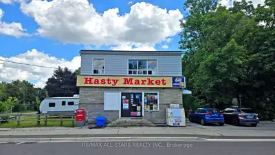 88 Elliott Street, Brampton, On L6y 1w3