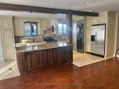 3324 Strabane Drive, Mississauga, On L5c 1w7