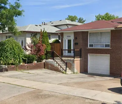 3324 Strabane Drive, Mississauga, On L5c 1w7