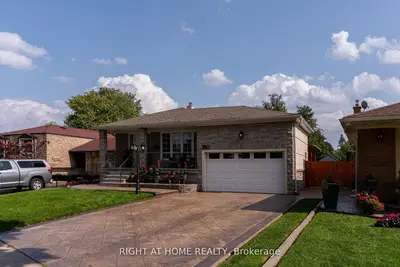 260 Louis Drive, Mississauga, On L5b 1y9