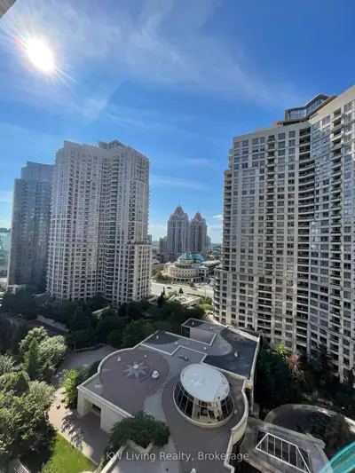 3880 Duke Of York Boulevard 1718, Mississauga, On L5b 4m7