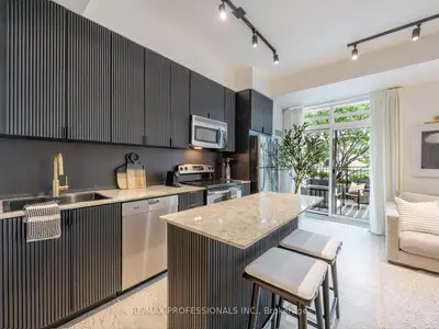 155 Legion Road N 402, Toronto, On M8y 0a7