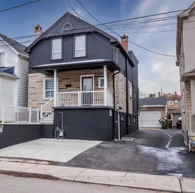 169 Chambers Avenue Lower, Toronto, On M6n 3m5
