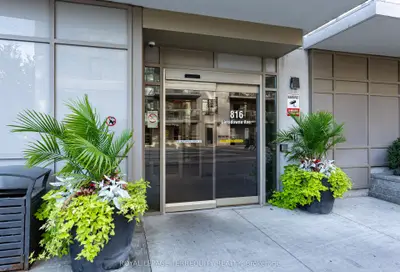816 Lansdowne Avenue 320, Toronto, On M6h 4k6