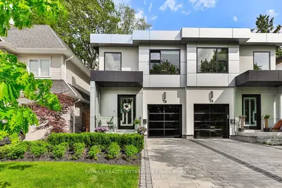 7b Iroquois Avenue, Mississauga, On L5g 1m7