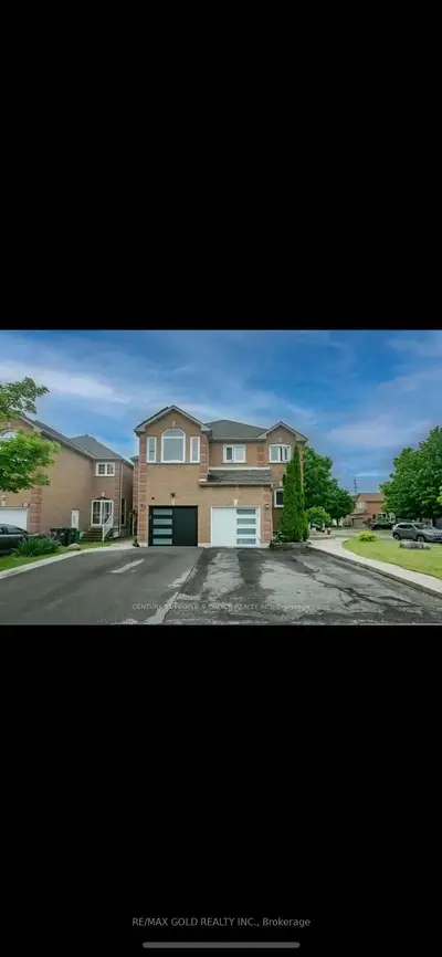 95 Lent Crescent, Brampton, On L6y 4x7