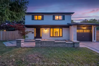 8 Culham Street, Oakville, On L6h 1g4