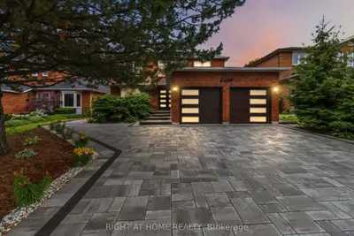 2128 Eighth Line, Oakville, On L6h 4w4