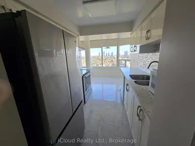 700 Constellation Drive 1407, Mississauga, On L5r 3g8