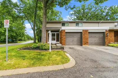 1270 GAINSBOROUGH Drive 61, Oakville, ON L6H 2L2