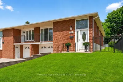 439 Ginger Downs, Mississauga, On L5a 3a8