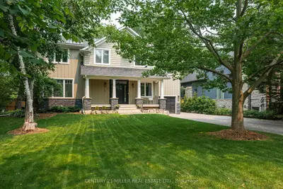 407 Maple Grove Drive, Oakville, On L6j 4v8