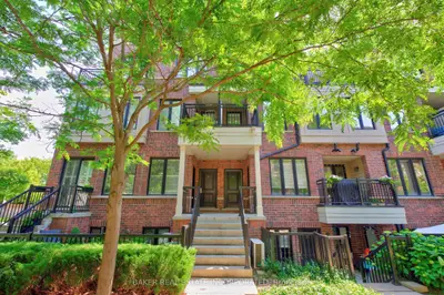 120 Twenty Fourth Street Th 31, Toronto, On M8v 0b9