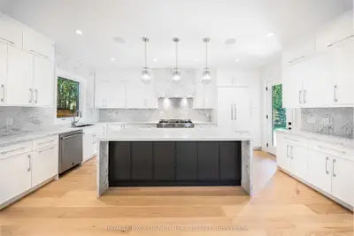 1618 Dogwood Trail, Mississauga, On L5g 3a5