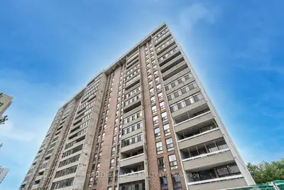 15 Kensington Road 1703, Brampton, On L6t 3w2