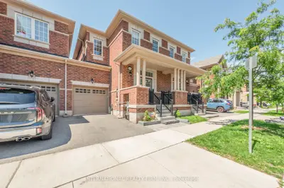 99 Huguenot Road, Oakville, On L6h 0m3