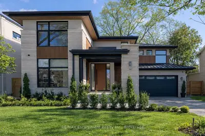 540 Patricia Drive, Oakville, On L6k 1m2