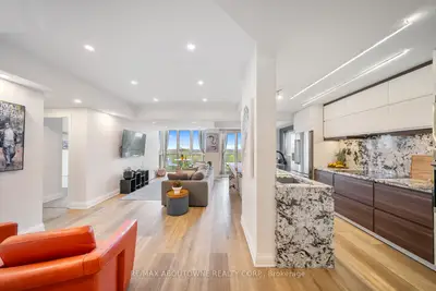 50 Old Mill Road 703, Oakville, On L6j 7w1