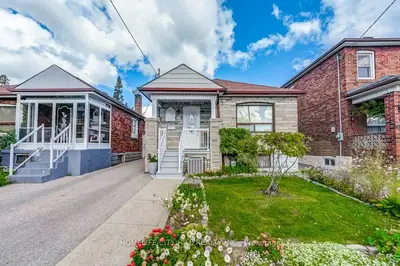 118 Lambton Avenue, Toronto, On M6n 2s9