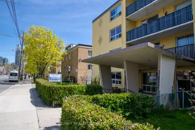 2355 Lake Shore Boulevard W 215, Toronto, On M8v 1c1