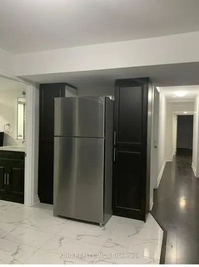 22 Gillis Road, Brampton, On L7a 4v6