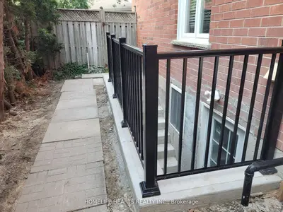 1107 Thoresby Drive Bsmt, Oakville, On L6j 7m6