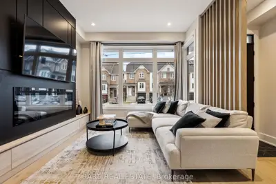 19 TWENTY-NINTH Street, Toronto W06, ON M8W 3A9