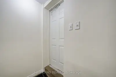 5327 Landsborough Avenue Basement, Mississauga, On L5r 3x1